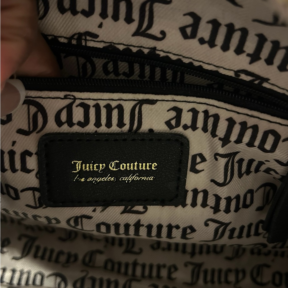Juicy Couture Black Heart Crossbody Bag - Picture 5 of 6